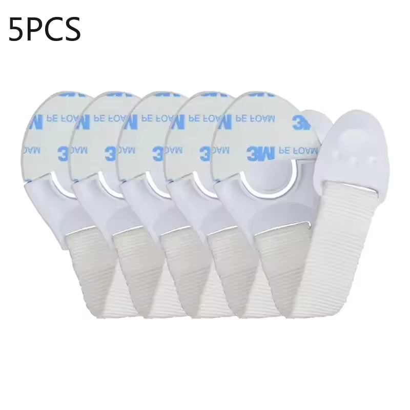 bloque porte blanc lot 5 pièces sangle bouton-pression fond blanc