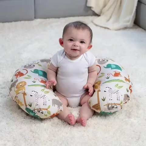 coussin-d'allaitement-adapter-corps-bébé