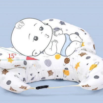 coussin d'allaitement forme espace illustration bébé dessin vue ensemble
