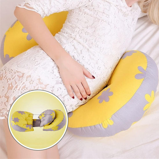 coussin de grossesse jaune gris femme enceinte allongée zoom fermeture